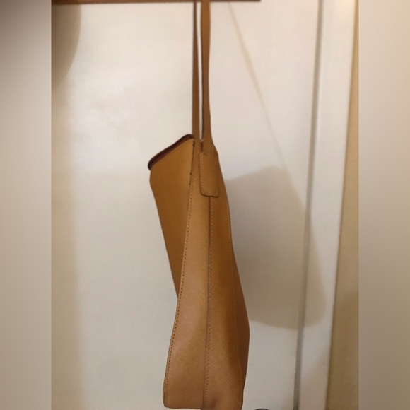 HOBO tan purse - Picture 8 of 9